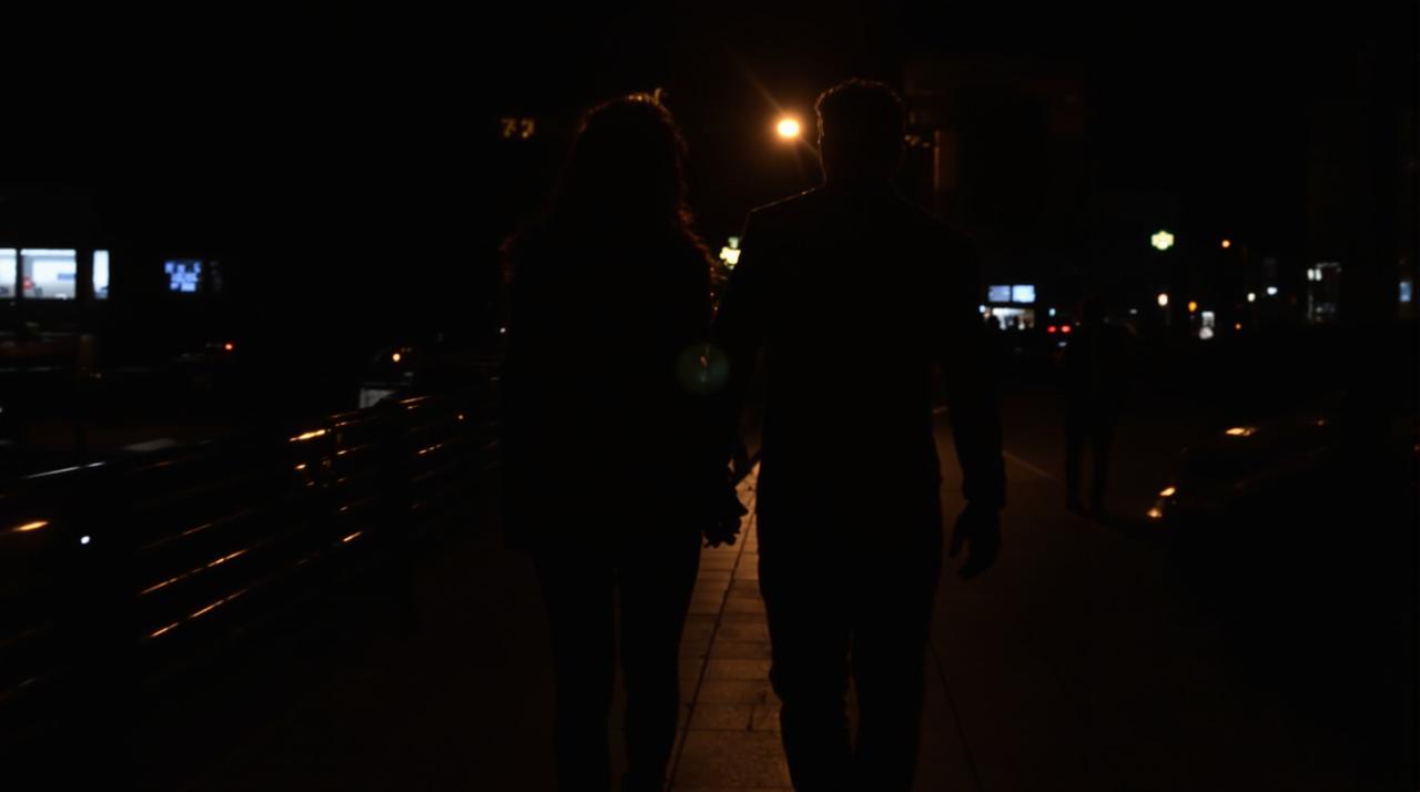 顶流男星恋情实锤视频流出,全网热议